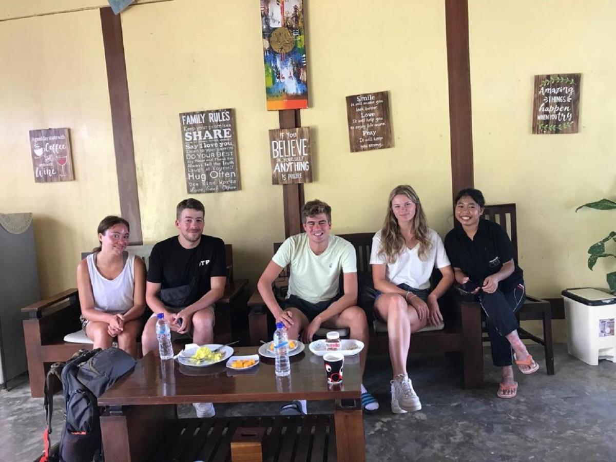 A-Manta Homestay Labuan Bajo Buitenkant foto