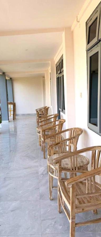 A-Manta Homestay Labuan Bajo Buitenkant foto